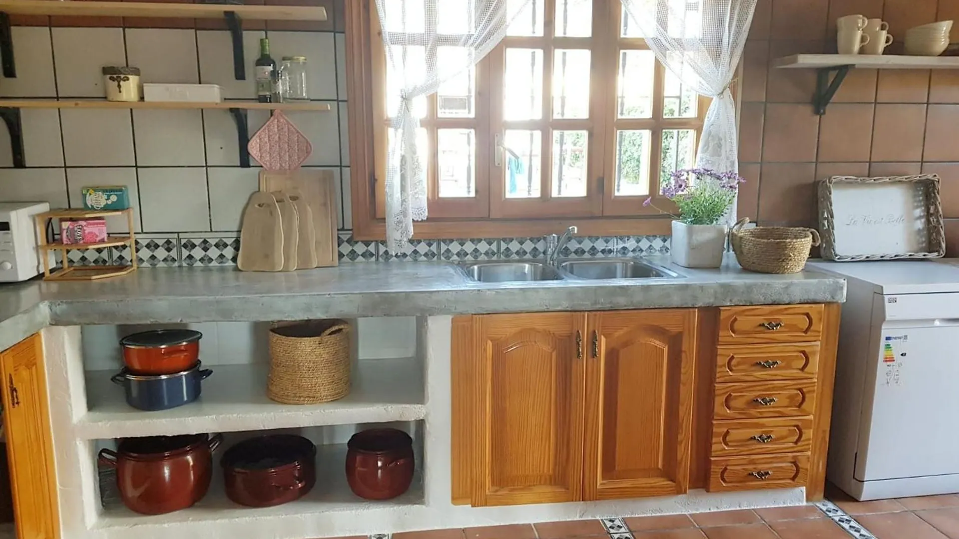 Bravaholidays 640 Casa Romantica Santa Susanna 0*,  Spain